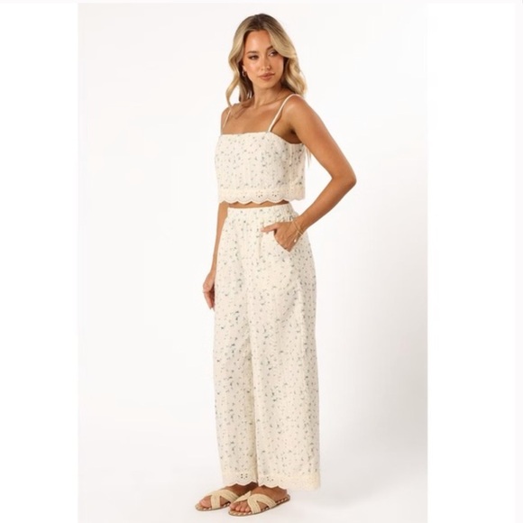 Petal & Pup Pants - Petal and Pup $98 Alison floral crop camisole & pants Set - Blue Floral